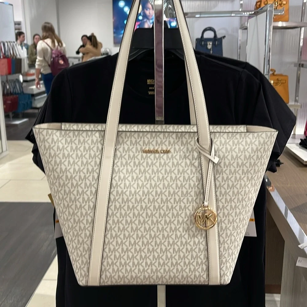 MICHAEL KORS Pratt Large Signature Logo Tote Shoulder Bag COLOR LIGHT CREAM NWT